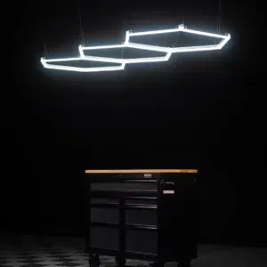Éclairage de Garage LED Puissant pour Aménagement de Garage